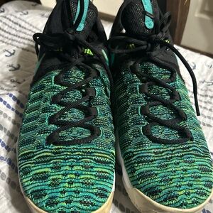 Nike Kids Shoes - Black and Green